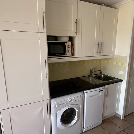 アパート Confortable T2 Avec Piscine, Parking Et Wi-fi, Proche Plages - 4 Pers - Fr-1-768-97
